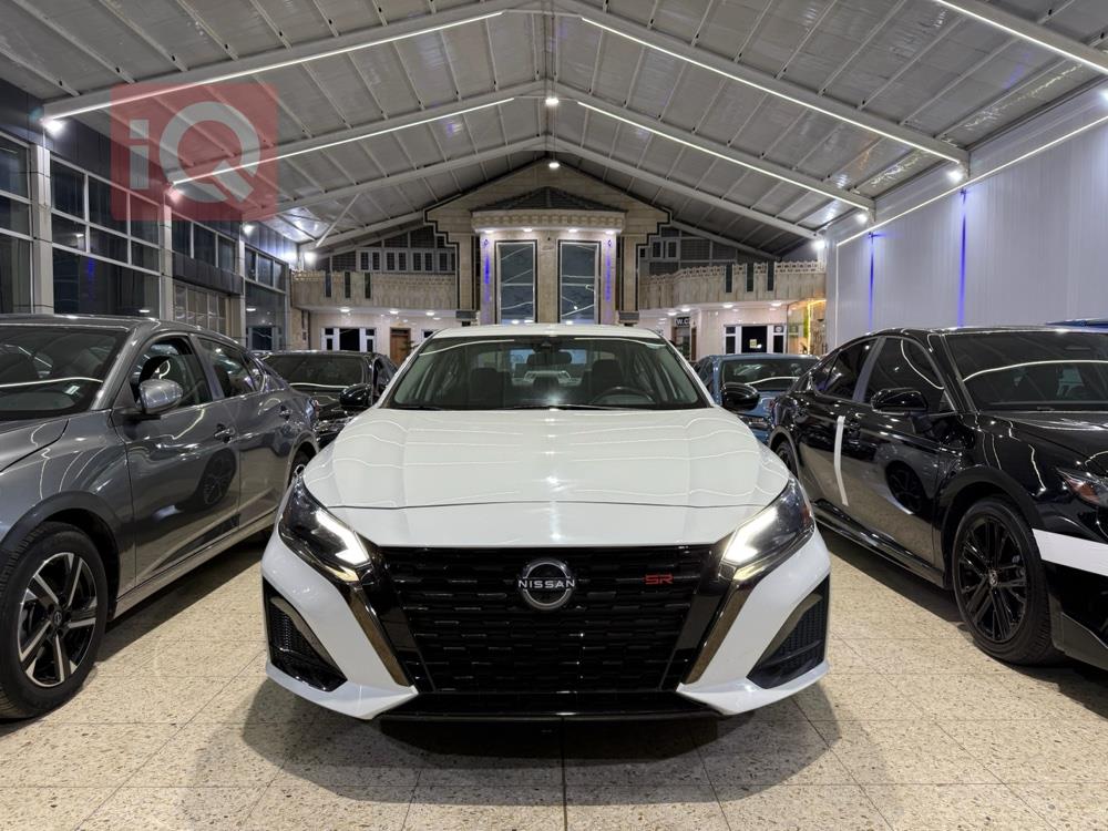 نیسان ئەلتیما